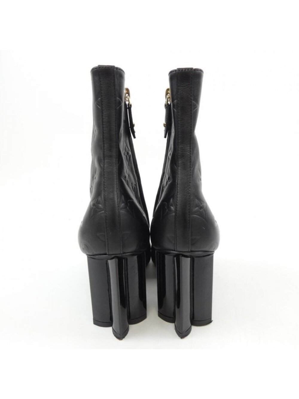 Louis Vuitton Monogram Pattern Debossed Boots - Picture 5 of 6